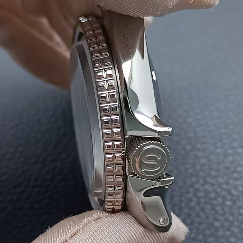 Case 42mm Men's Watches Steel  - Seiko Watch 5 Sports review and price